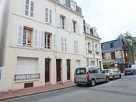 Maison De Ville * Deauville